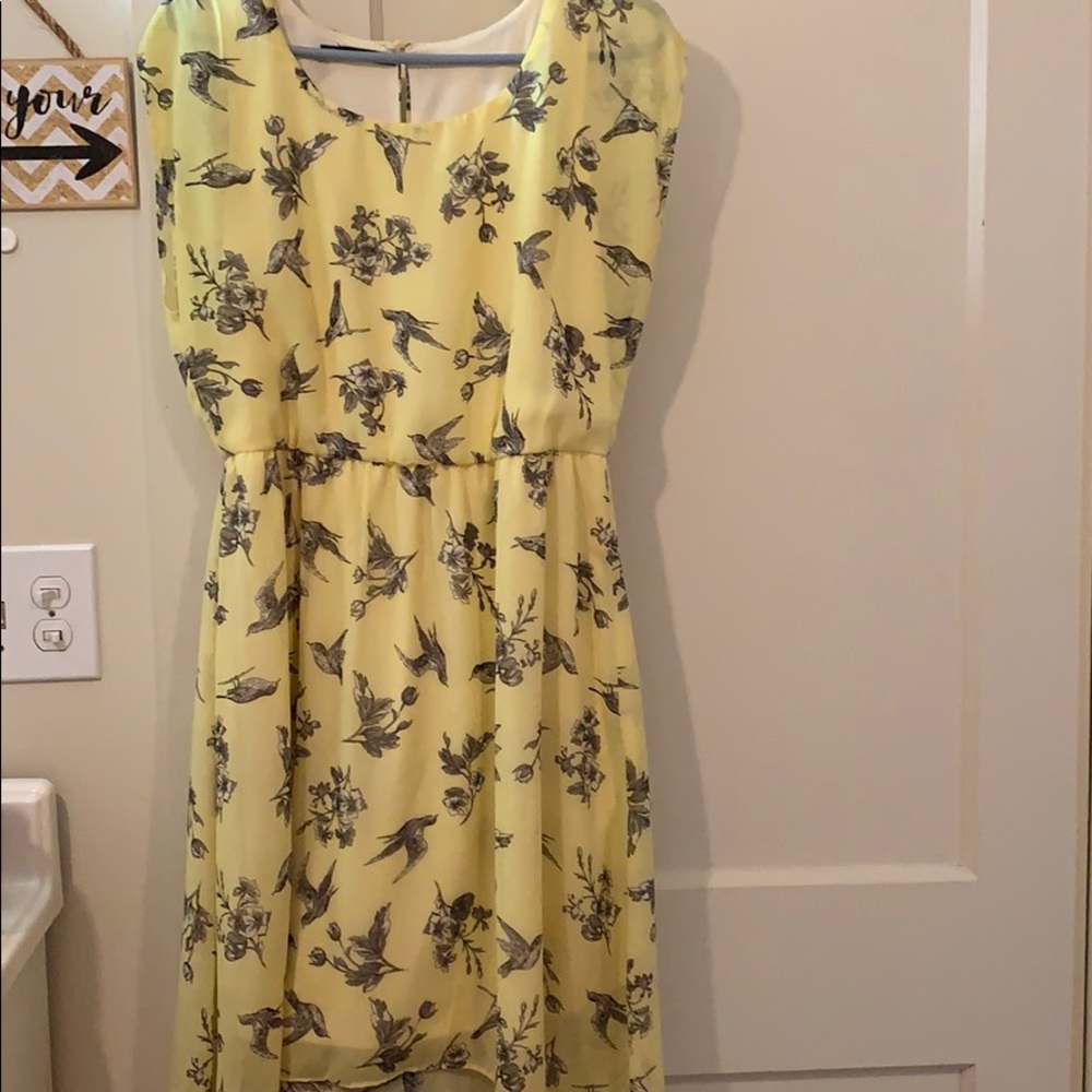 Yellow bird dress NWT